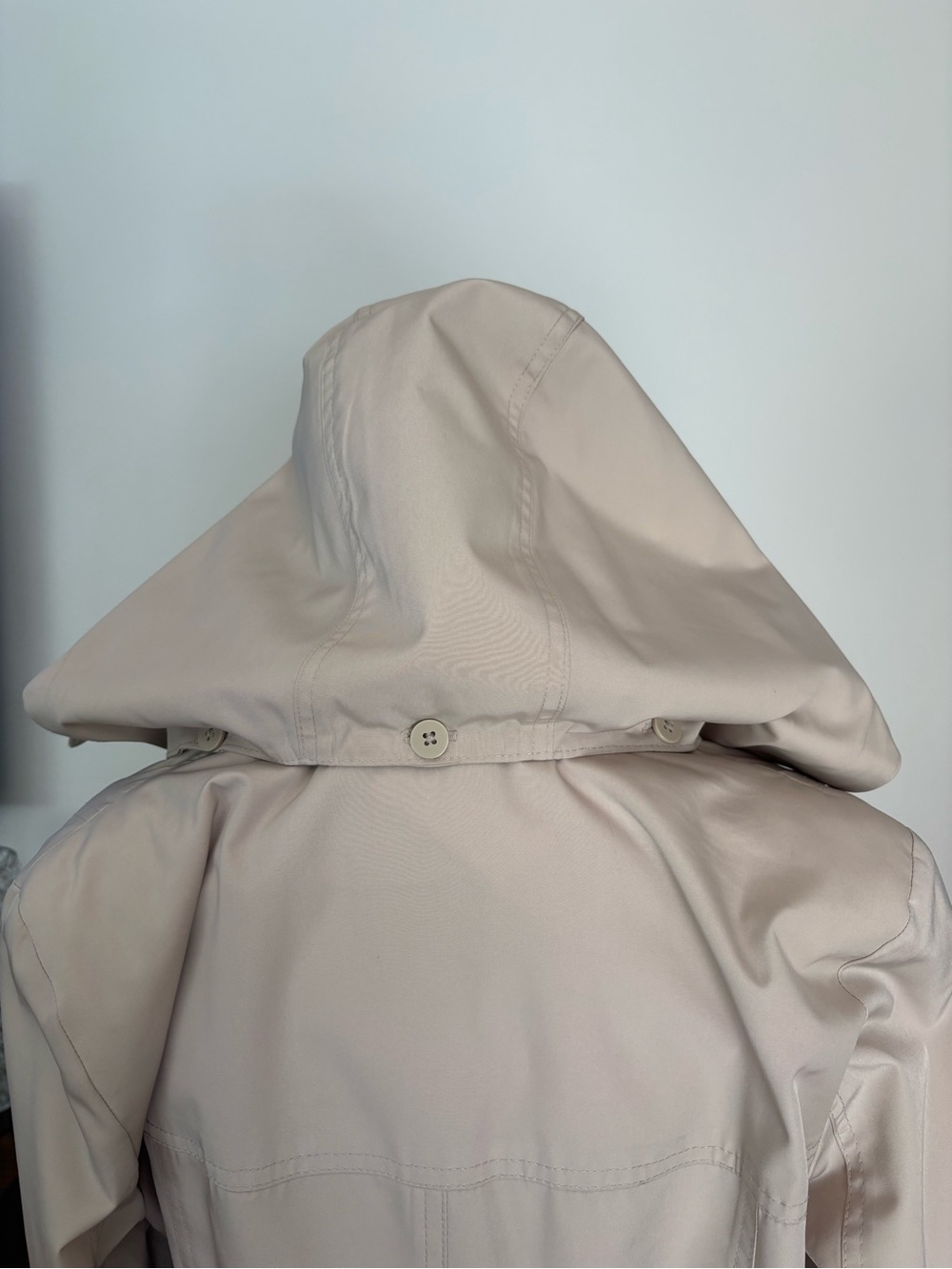 🎾London Fog Women's Light Beige Trench Coat with Belt - Picture 8 of 10